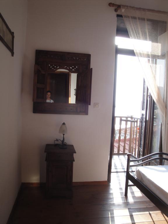Villa Chrysodimi Chalki Town Pokój zdjęcie