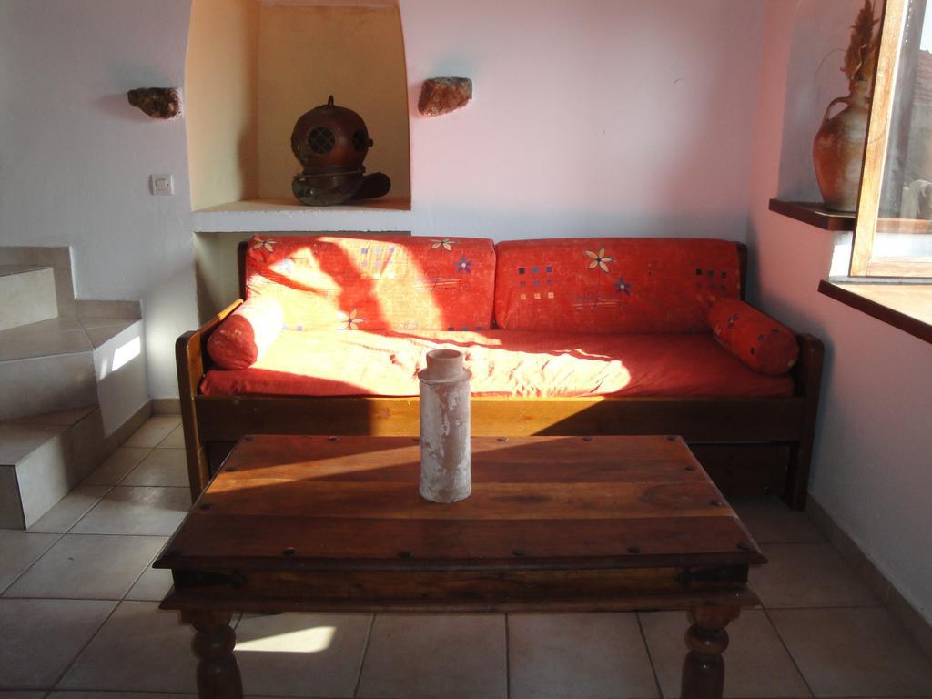 Villa Chrysodimi Chalki Town Pokój zdjęcie